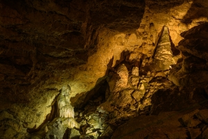 Tropfsteine in der Nebelhöhle