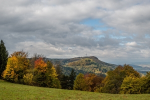 Blick vom Lochenhörnle Richtung Lochenstein und Schafberg
